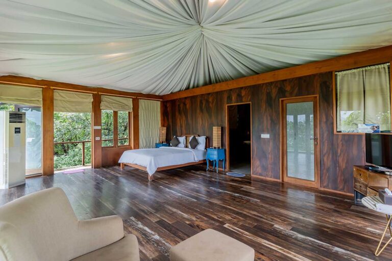 best rooms tree house luxury stays and rooms luxury adventure resort raigad mumbai pune mangaon