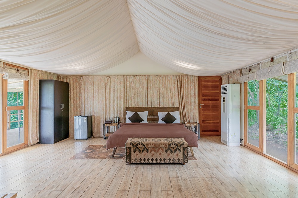 luxury premium rooms tents cottage