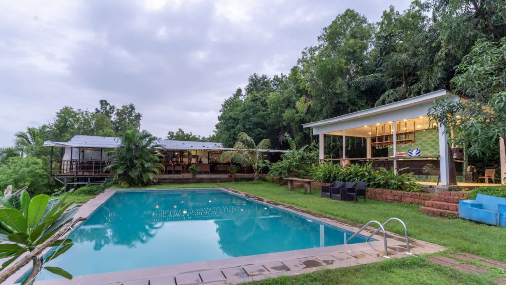 Common Swimming Pool